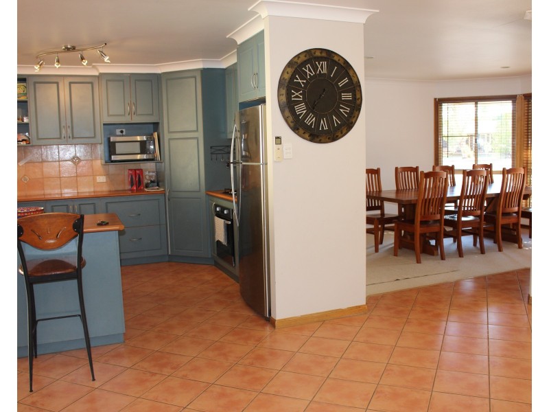 4 McLean Street, Pittsworth QLD 4356