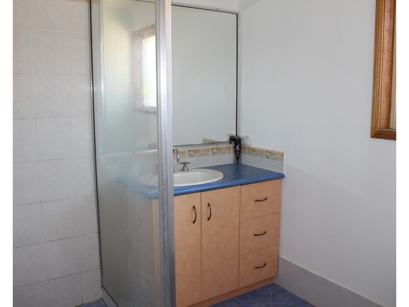 4 McLean Street, Pittsworth QLD 4356