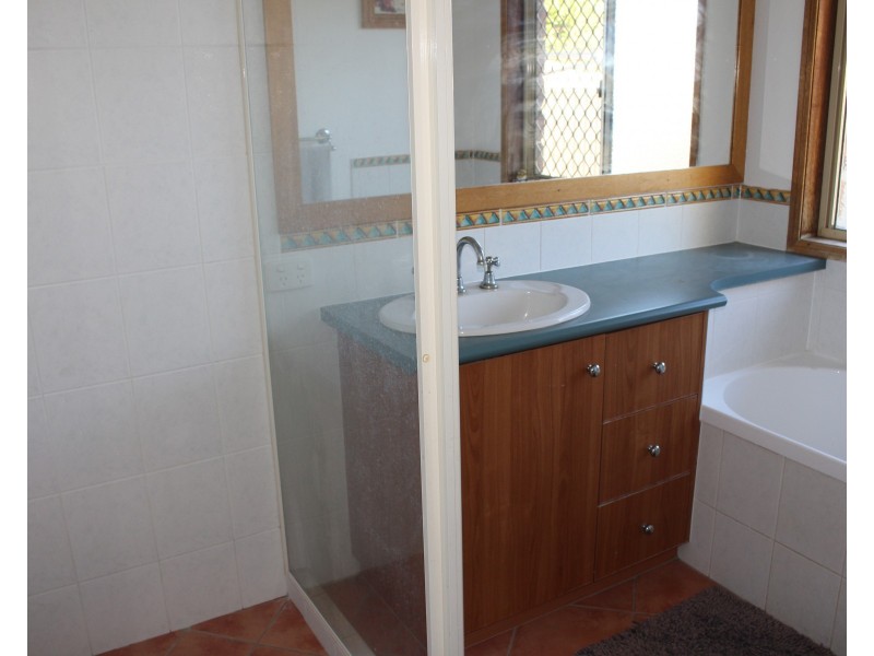 4 McLean Street, Pittsworth QLD 4356