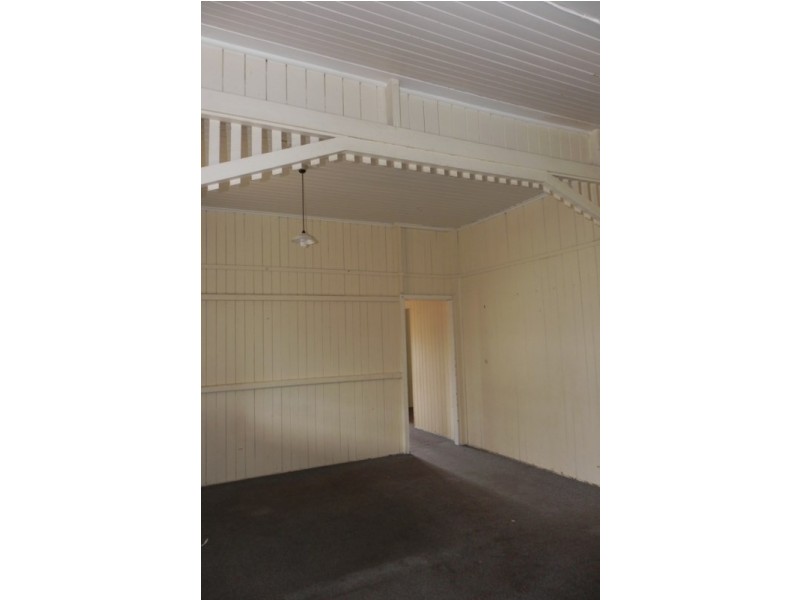 51 short, Pittsworth QLD 4356