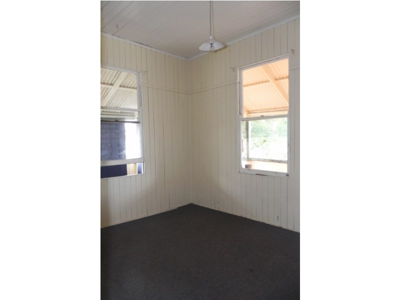 51 short, Pittsworth QLD 4356