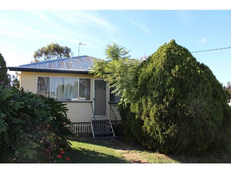 6 Short Street, Southbrook QLD 4363