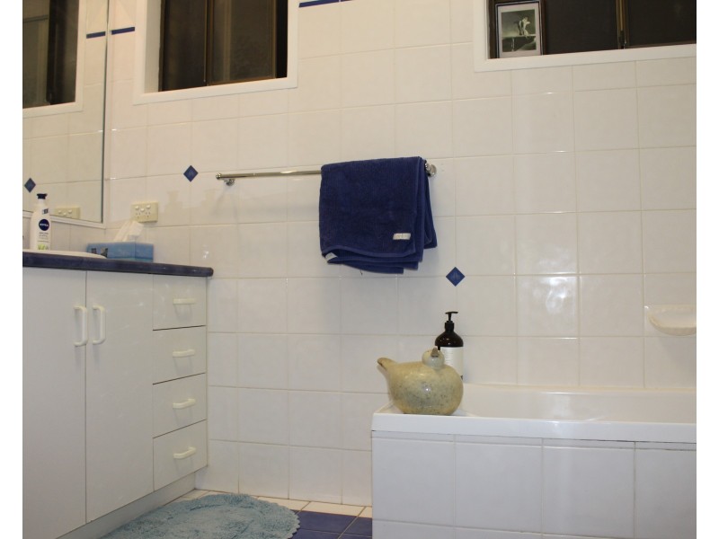 63 Hume, Pittsworth QLD 4356