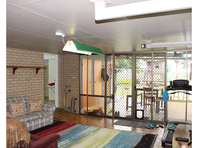 63 Hume, Pittsworth QLD 4356