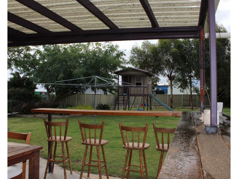 63 Hume, Pittsworth QLD 4356