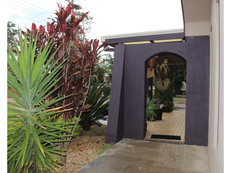 63 Hume, Pittsworth QLD 4356