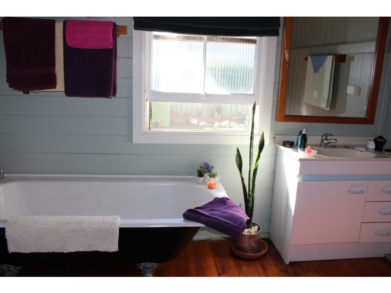 51 Hadley Street, Pittsworth QLD 4356