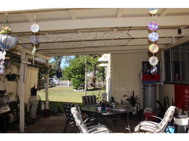 51 Hadley Street, Pittsworth QLD 4356