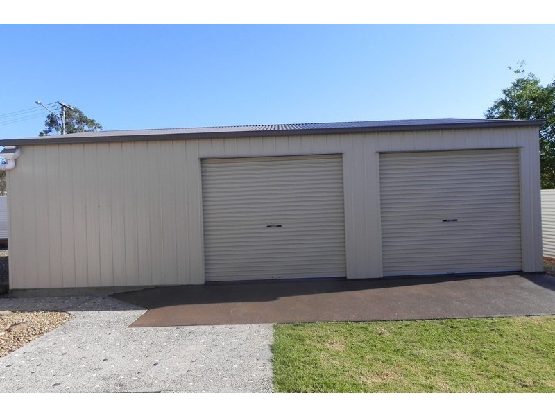 18 Draydon, Pittsworth QLD 4356