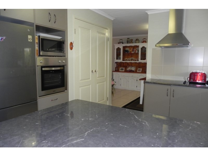 18 Draydon, Pittsworth QLD 4356