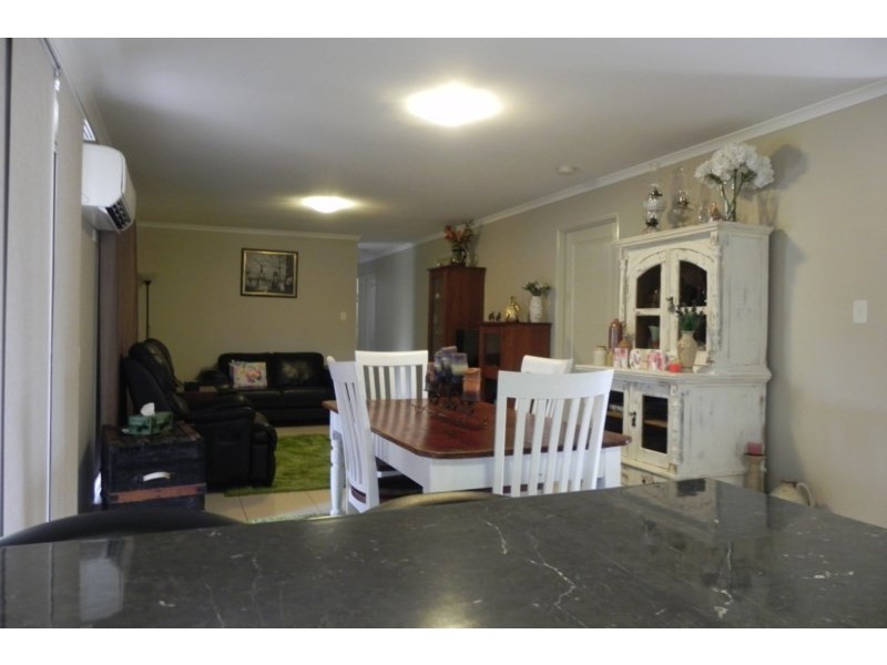 18 Draydon, Pittsworth QLD 4356