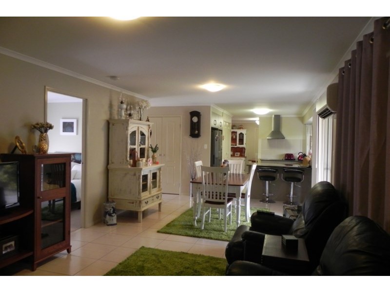 18 Draydon, Pittsworth QLD 4356