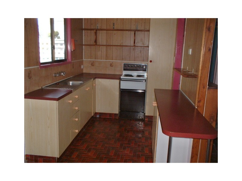 6 GILLESPIE, Millmerran QLD 4357