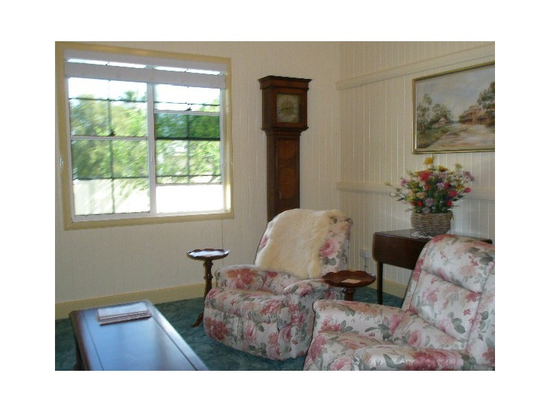 24 Margetts, Pittsworth QLD 4356