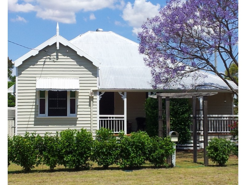 20 Nardoo Street, Millmerran QLD 4357