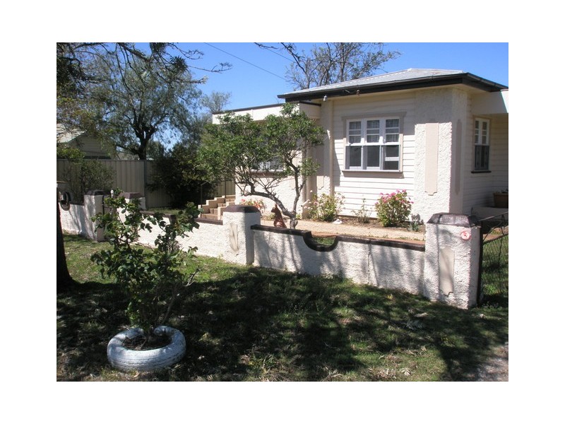 12 Allom Street, Pittsworth QLD 4356