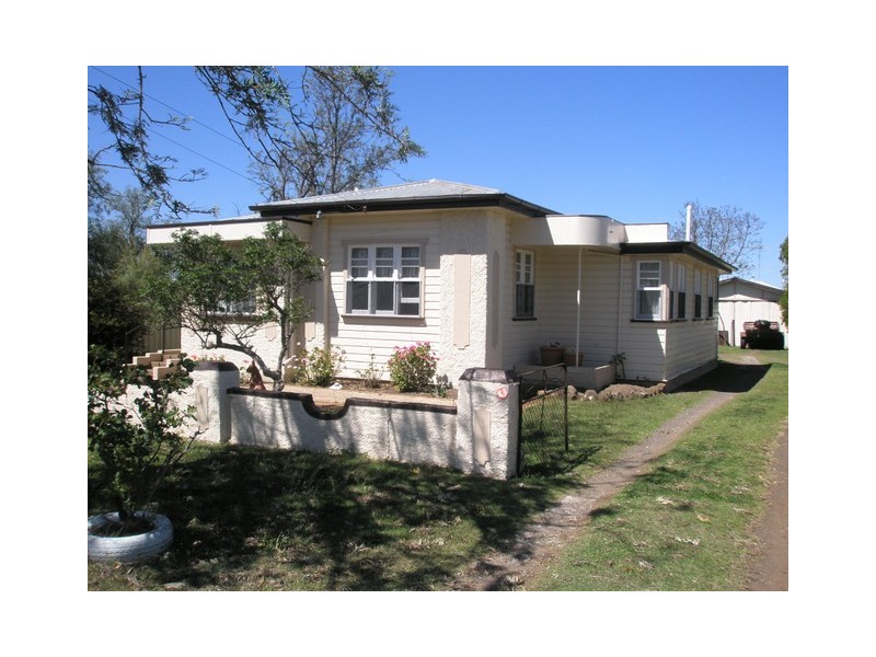 12 Allom Street, Pittsworth QLD 4356