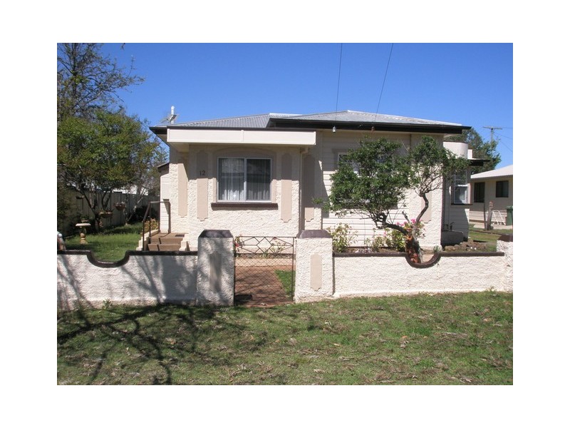 12 Allom Street, Pittsworth QLD 4356