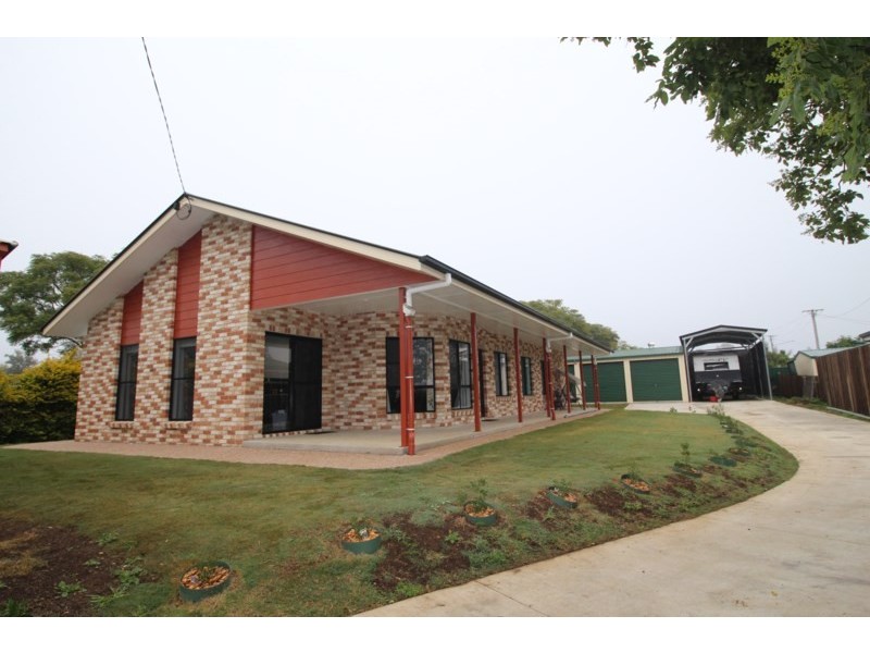 11 Steele, Pittsworth QLD 4356