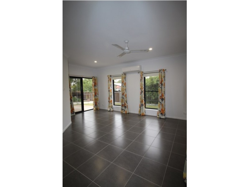 11 Steele, Pittsworth QLD 4356