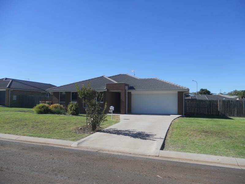 41 Stanley Street, Pittsworth QLD 4356