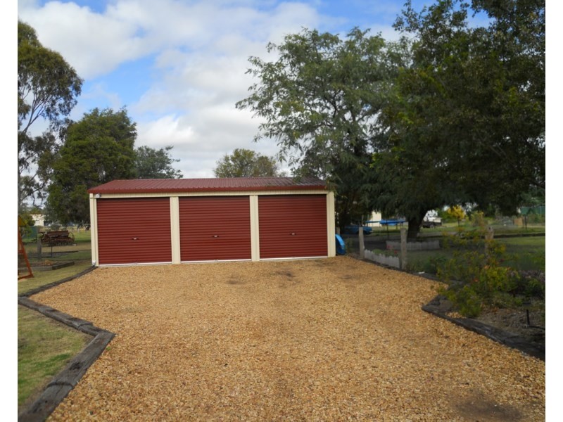 14 Cooper Street, Pittsworth QLD 4356