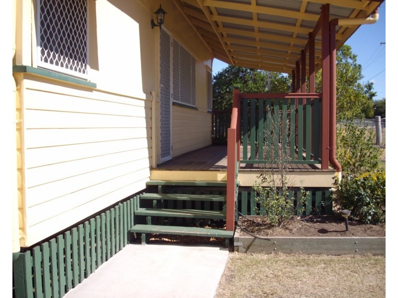 14 Cooper Street, Pittsworth QLD 4356