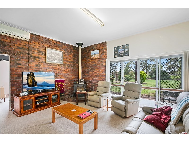 34 Lipp Road, Greenmount East QLD 4359