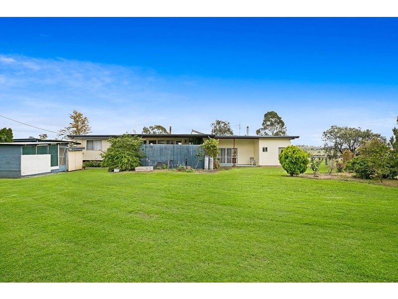34 Lipp Road, Greenmount East QLD 4359