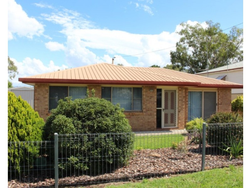 2A Copp Street, Pittsworth QLD 4356