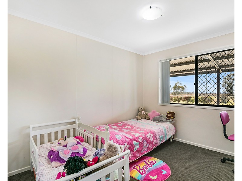 337 Linthorpe Valley Road, Southbrook QLD 4363