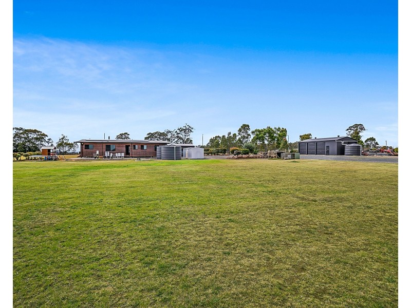 337 Linthorpe Valley Road, Southbrook QLD 4363