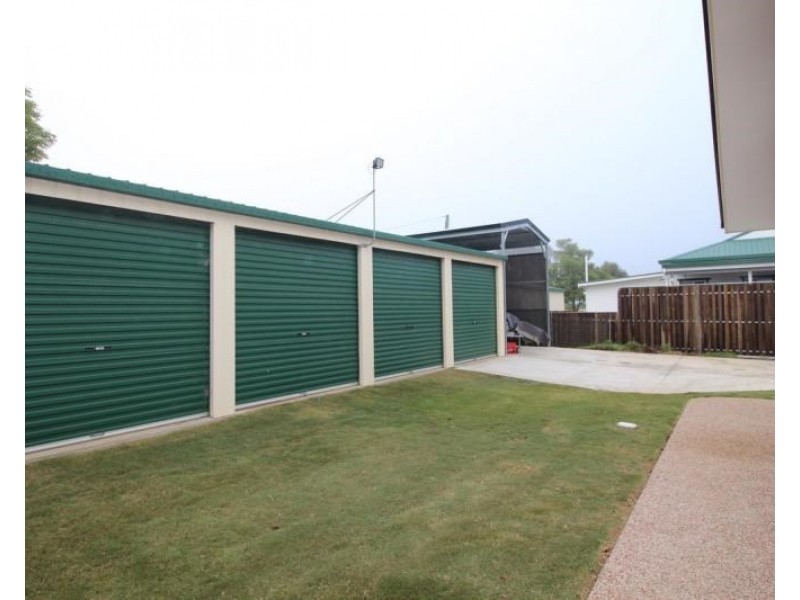 11 Steele Street, Pittsworth QLD 4356