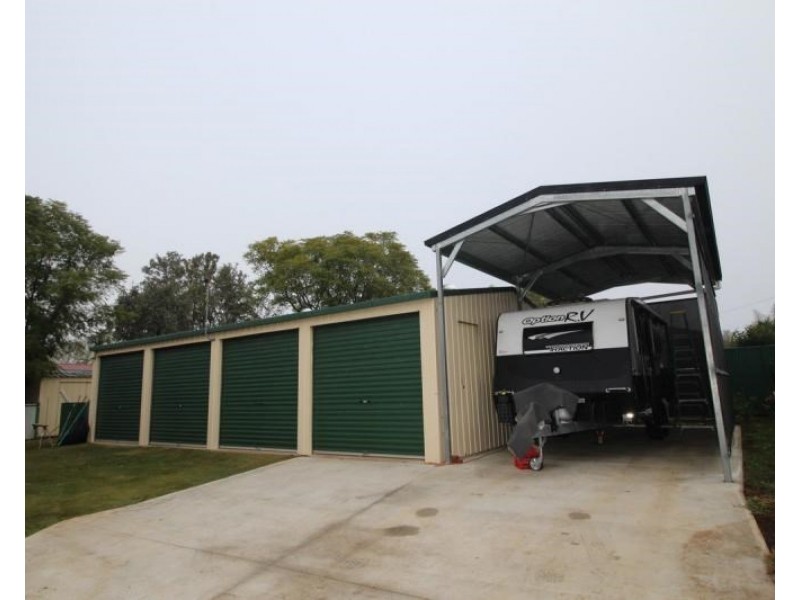 11 Steele Street, Pittsworth QLD 4356