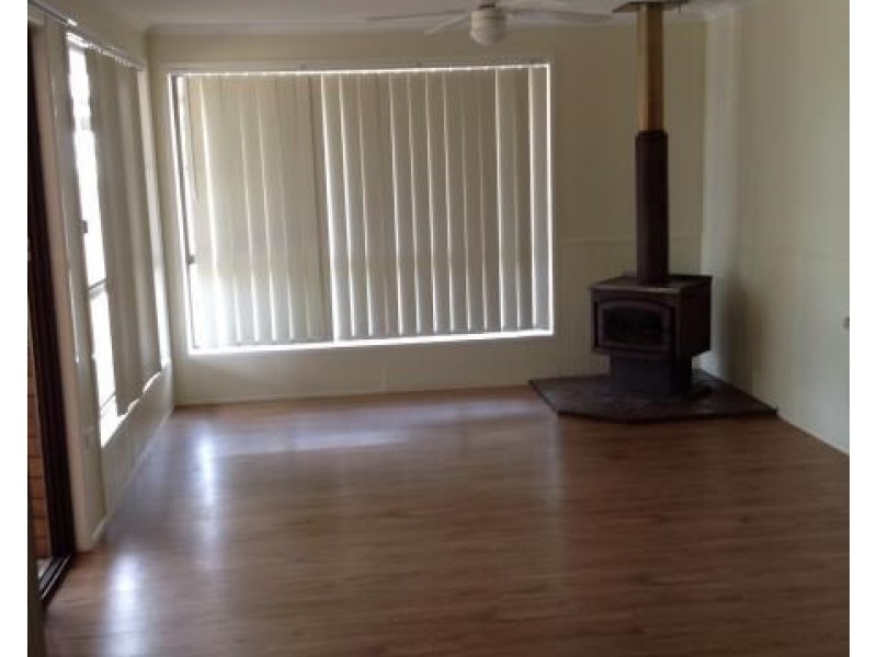 9 Lillian Street, Pittsworth QLD 4356