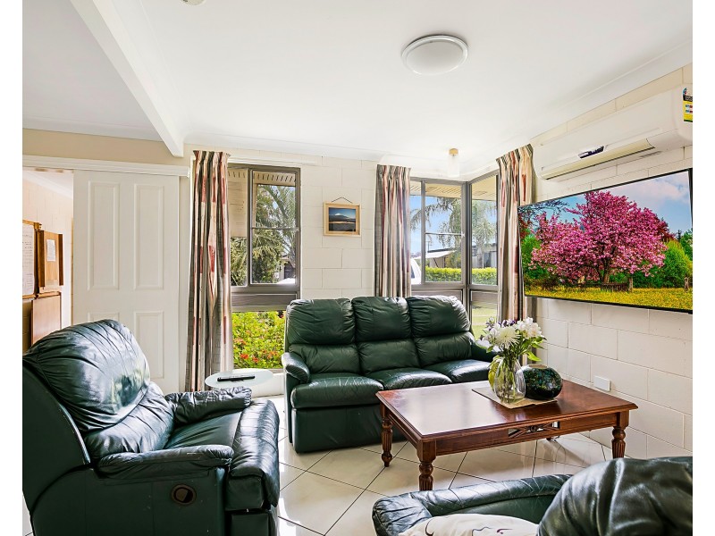 1 McIntyre Street, Pittsworth QLD 4356