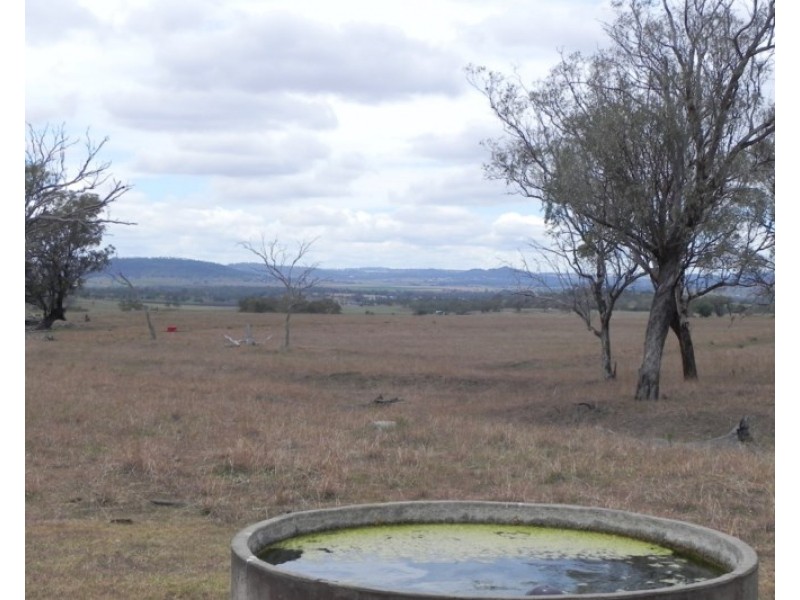 438 Berghofers Road, Athol QLD 4350