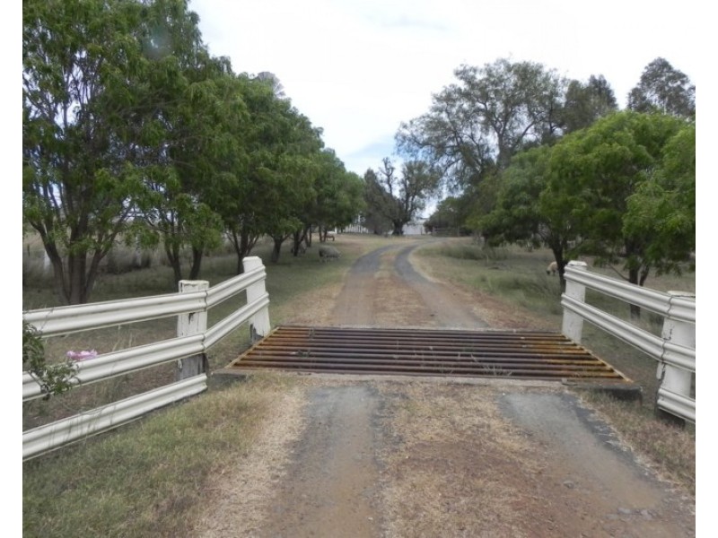 438 Berghofers Road, Athol QLD 4350