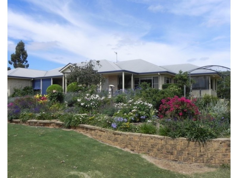 438 Berghofers Road, Athol QLD 4350