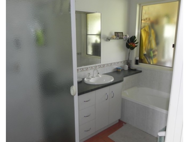 438 Berghofers Road, Athol QLD 4350