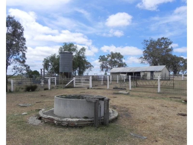 438 Berghofers Road, Athol QLD 4350