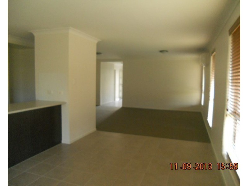 4 Stanley Close, Pittsworth QLD 4356