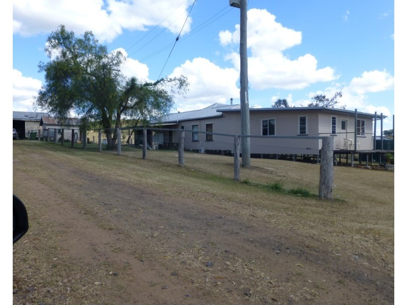 3278 Oakey Cooyar Road, Kulpi QLD 4352