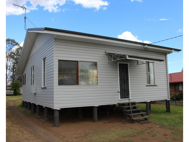 20 Well Street, Pittsworth QLD 4356
