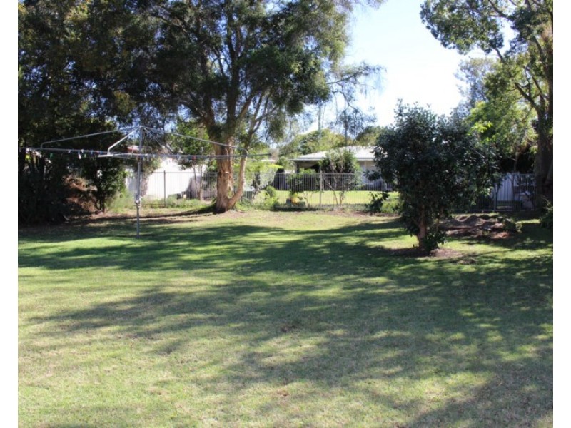 51 Hadley Street, Pittsworth QLD 4356