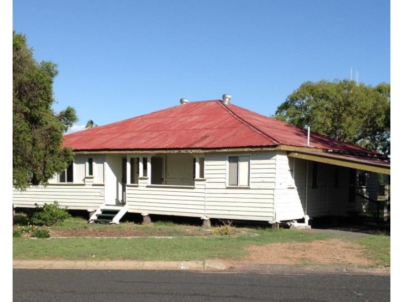 2/18 Albert Street, Millmerran QLD 4357