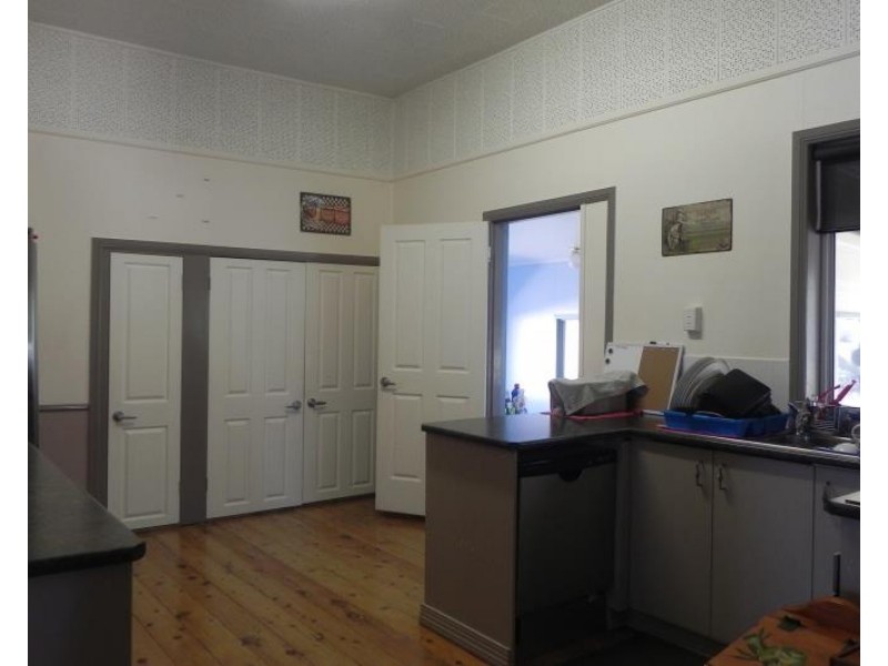 53 Murray Street, Pittsworth QLD 4356