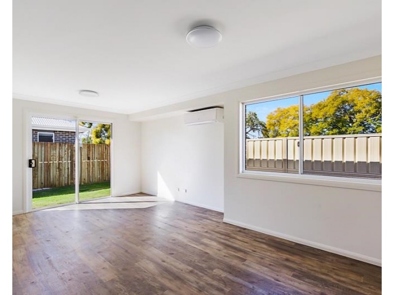 2/7 Weale Street, Pittsworth QLD 4356