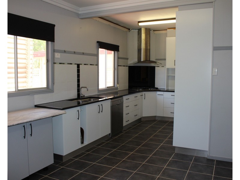 22-24 Main Street, Mount Tyson QLD 4356