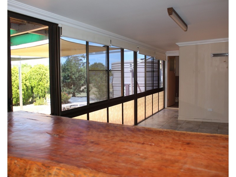 22-24 Main Street, Mount Tyson QLD 4356